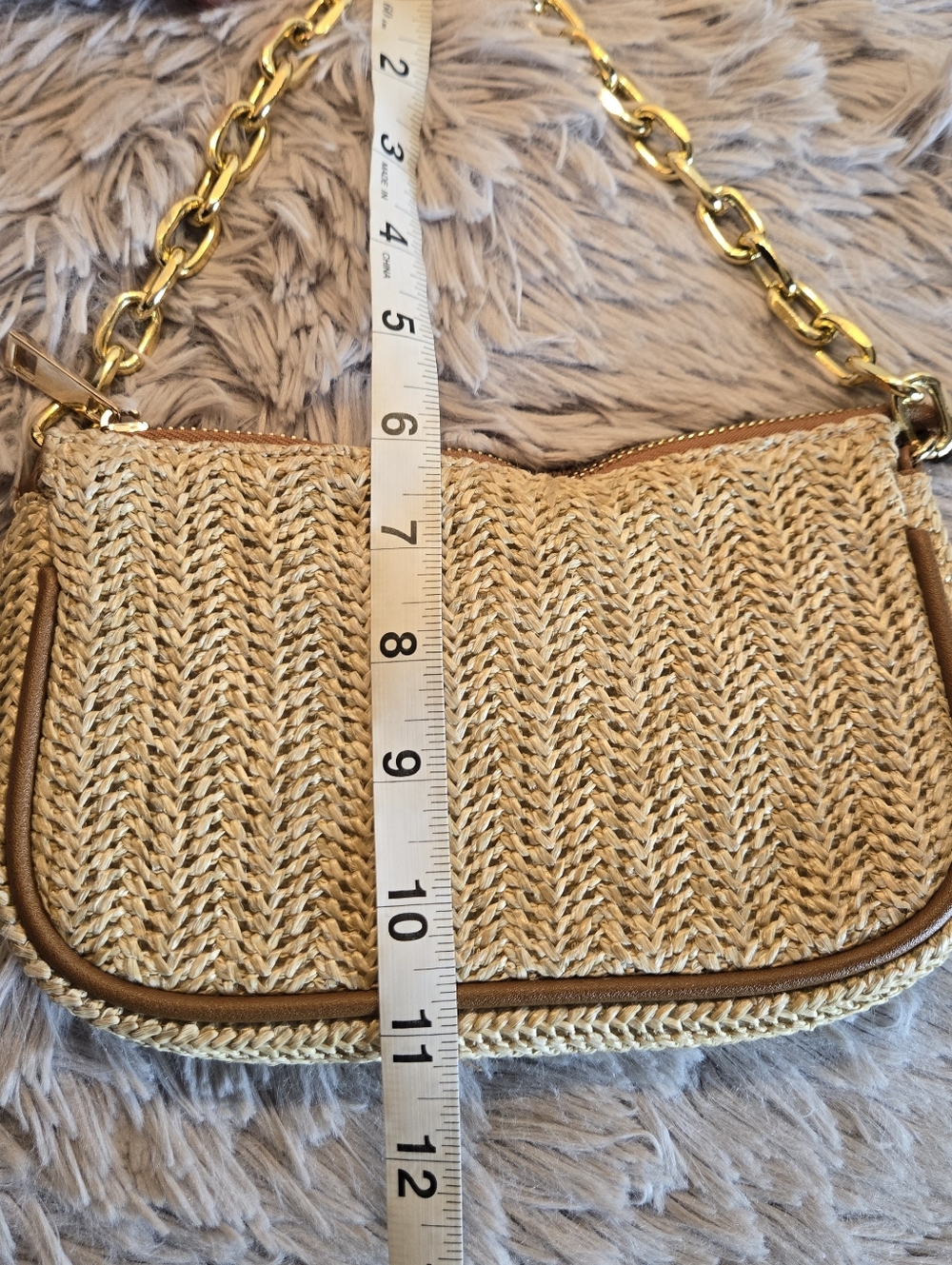 Grossi Woven Straw Bag with Gold Chain Handle - Picture 12 of 13